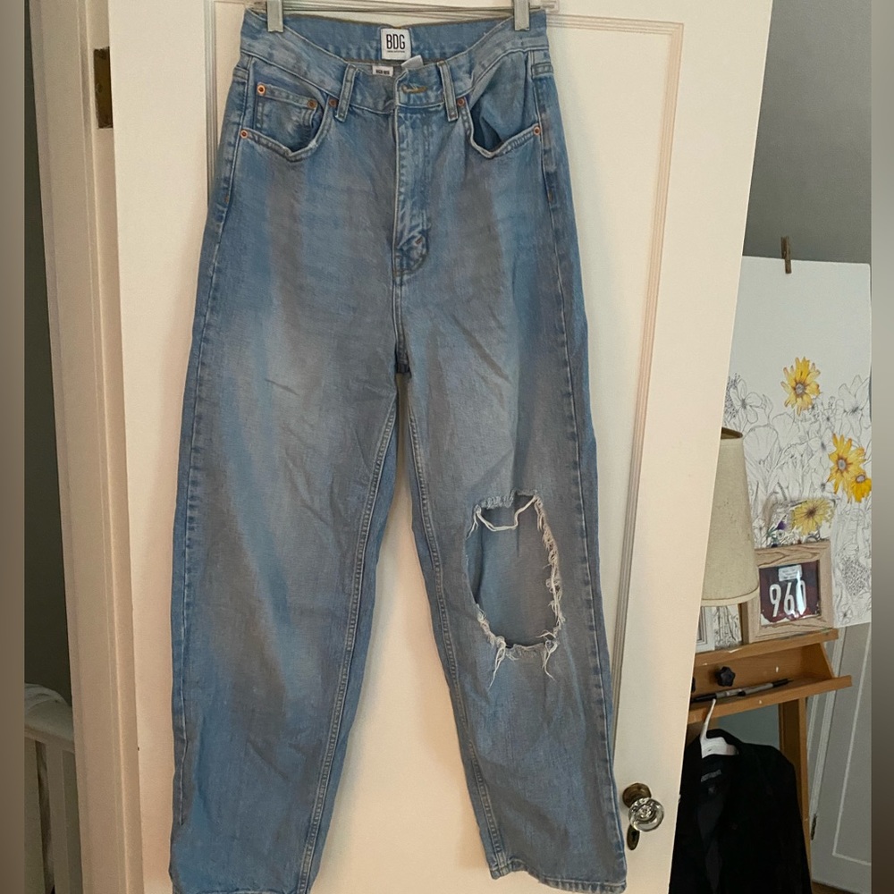 Urban Outfitters’ BDG high rise baggy pant, size 29